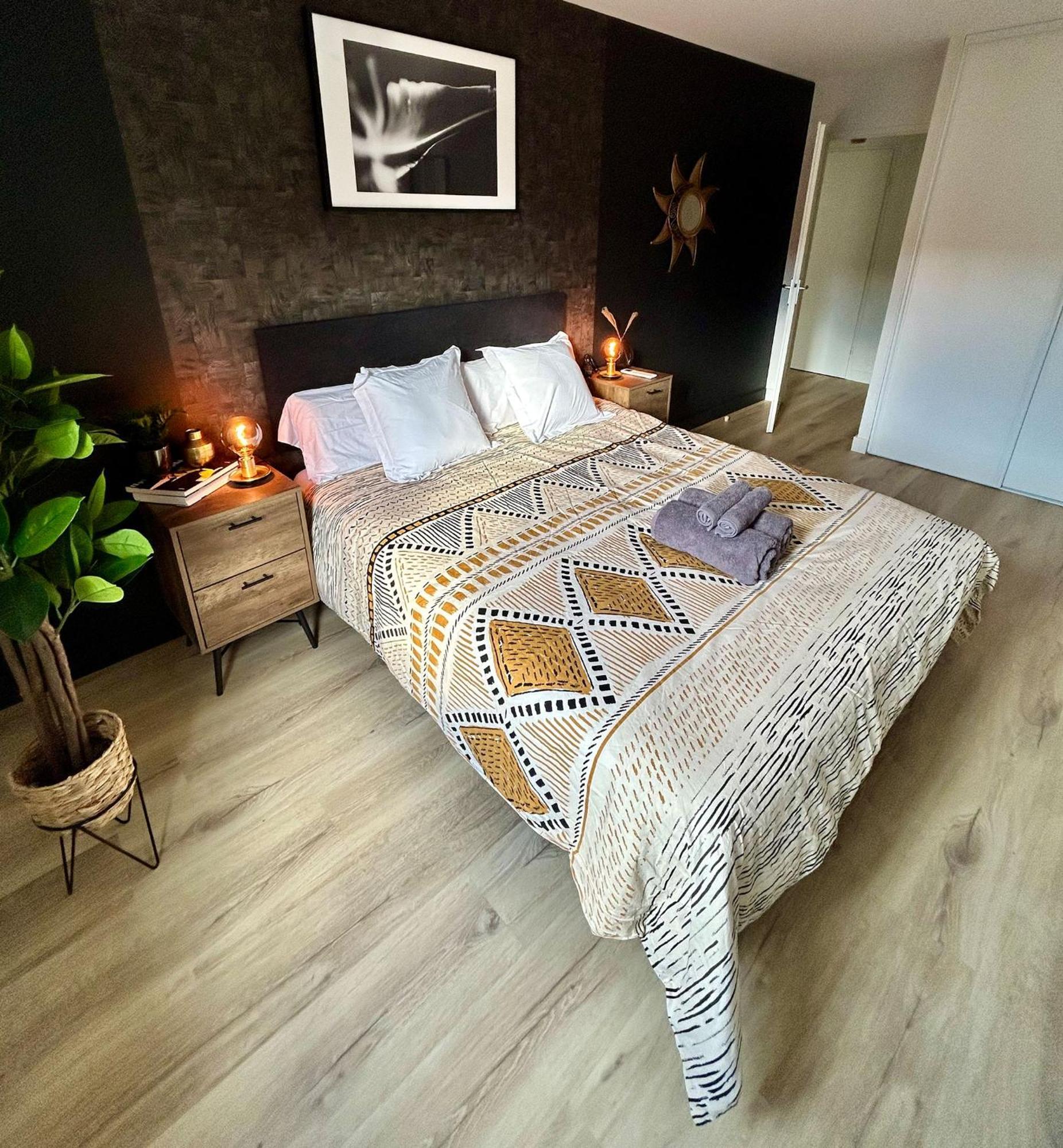 Apartmán Modern 1 Bdr + Balcony + Free Parking + Ac + Pool L'Isle-d'Abeau Exteriér fotografie